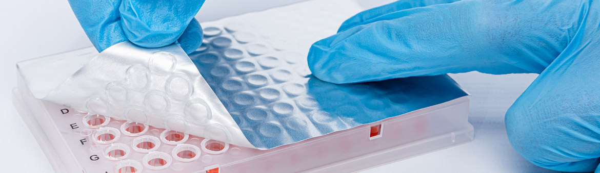 Microplate sealing films and foils