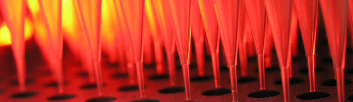 Microplate and pipettor tip cleaning